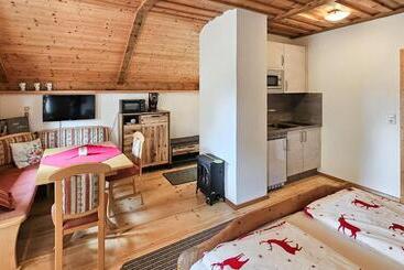 ホテル Hochfelner Prutti   Stockerhof