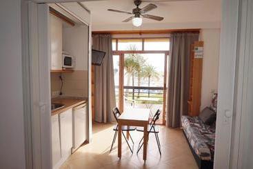 Center & White Town Apartment