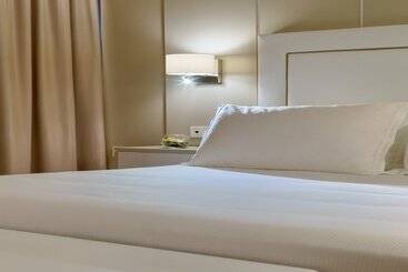 Отель H10 Ocean Dunas - Adults Only