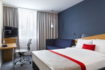 هتل Holiday Inn Express Dortmund, An Ihg