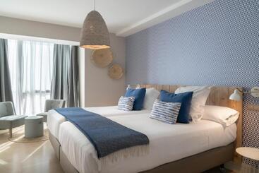 Hotel Vincci Puertochico