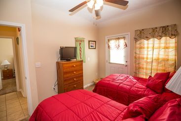 Gulf Stream Cottage #1912