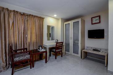 Hotel Tourist Palace