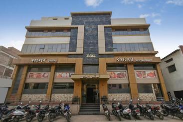 هتل Oyo 66598 Sagar