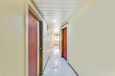 هتل Oyo 66598  Sagar