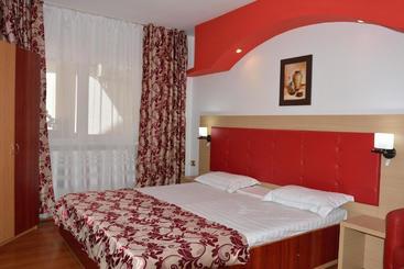 پانسیون Casa Coral Sulina