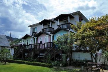 Daegwalnyeong Beauty House Pension