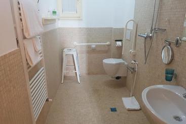 هاستل Locanda Di Casa Spadoni