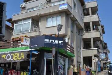 پانسیون Guest House Petrovi
