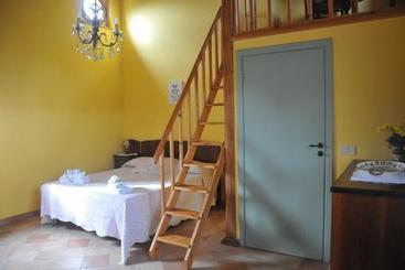پانسیون Guesthouse Casale Borgo Miriam
