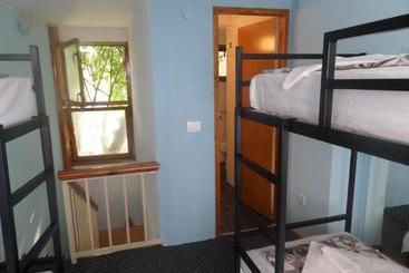 پانسیون Guesthouse Titi Mostar