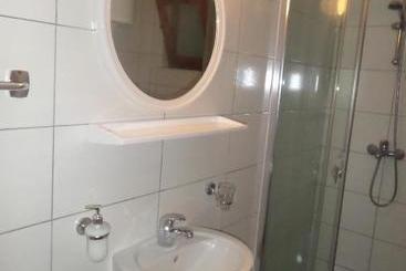 پانسیون Guesthouse Titi Mostar