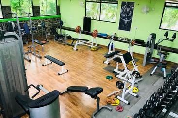 استراحتگاه Wyte Mist Mountain Club