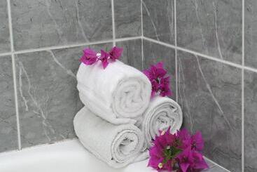 Apartamentos Del Rey