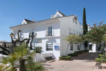 Apartamentos La Fonda