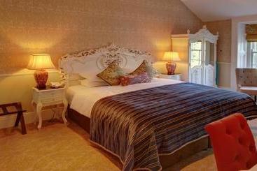 Bellinghan Castle Hotel