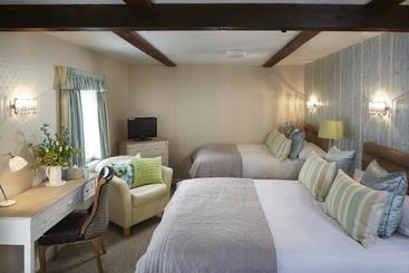 Drayton Court Hotel