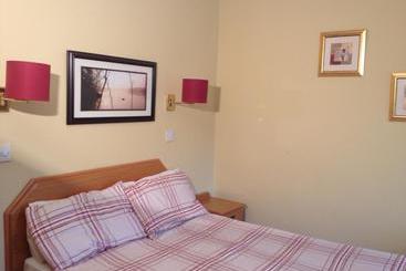 هتل Glenmore House