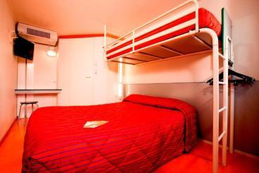 هتل Première Classe Rennes Est  Cesson