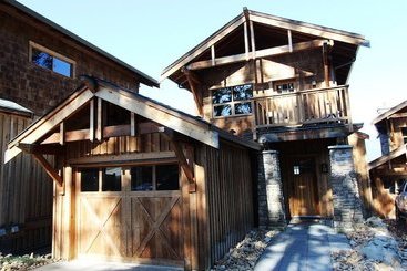 استراحتگاه Carmel Beach Private Lodges
