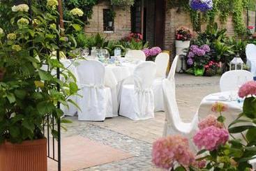 Hotel Azienda Agricola Palazzo Manzoni