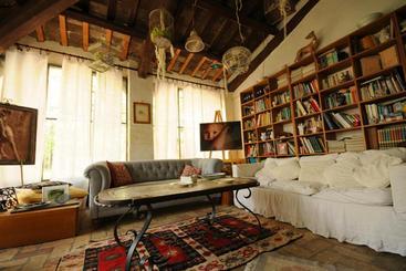 Hotel Azienda Agricola Palazzo Manzoni