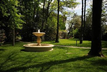 Hotel Azienda Agricola Palazzo Manzoni