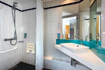 هتل Holiday Inn Express   Glasgow Airport, An Ihg
