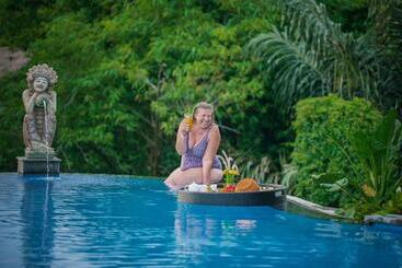 فندق Uma Dawa Resort And Spa