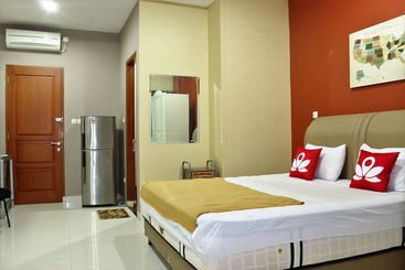 هتل Zen Rooms Cipete Utara