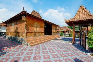 Szálloda Oyo 2327 Pagsis Village