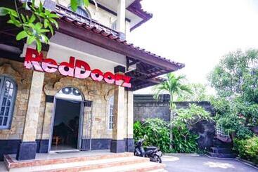 酒店 Reddoorz @ Batubulan Gianyar
