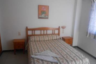 Tamaris Apartamentos  Playa De Xeraco  Solo Familias