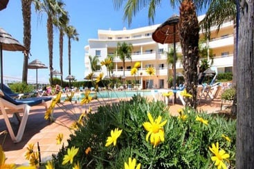 Aparthotel Vila Mós