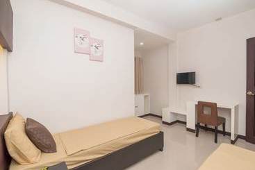 هتل Happy Home Budgetel