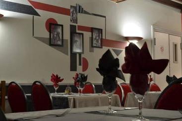 هتل Hôtel Le Bambi