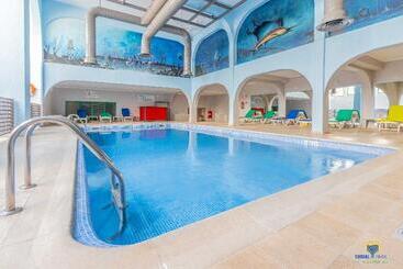 آپارتمان Turial Old Town Ocean View