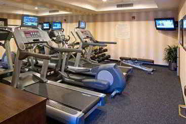 هتل Fairfield Inn & Suites By Marriott San Francisco Airport