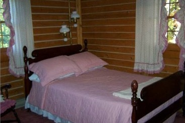 茅舍 Browns_log_cabin