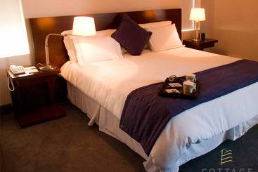 هتل Cottage Carrasco