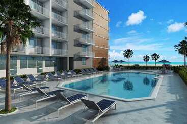 בית מלון כפרי Rushhh Daytona Beach, Tapestry Collection By Hilton