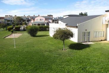 Marina Cero Beach Resort