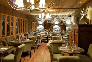 هتل Auberge Des Gorges De La Diosaz