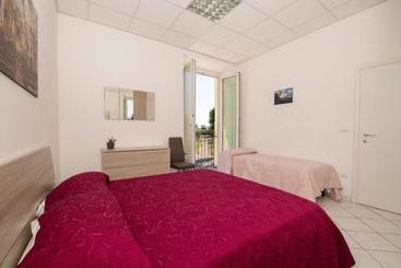 پانسیون Camere San Flaviano