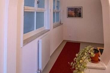 پانسیون Teatro Sullo Stretto