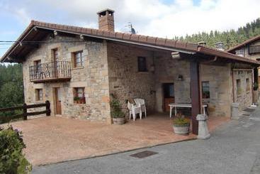Casa Rural Aititerena