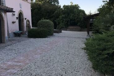 膳宿费 La Torretta Guest House