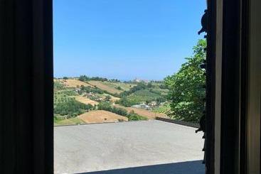Chiaraluce Country House