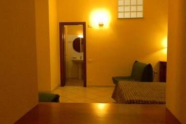 هتل Albergo Royal