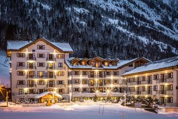 هتل Residence And Spa Vallorcine Montblanc